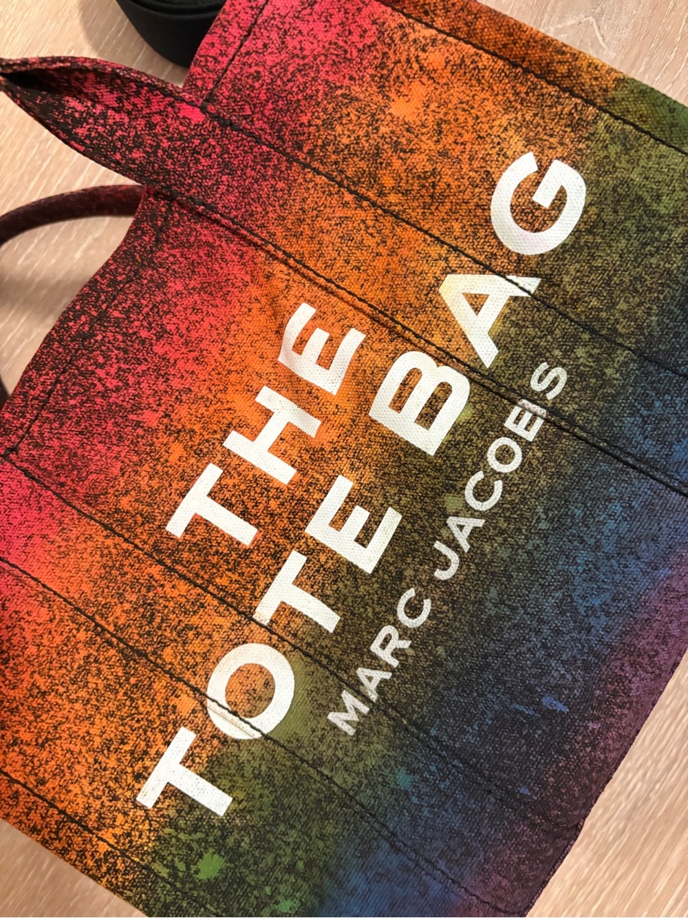 Marc Jacobs Rainbow Gradient 'The Tote Bag' in Red-Orange-Yellow-Green-Blue - Picture 2 of 9